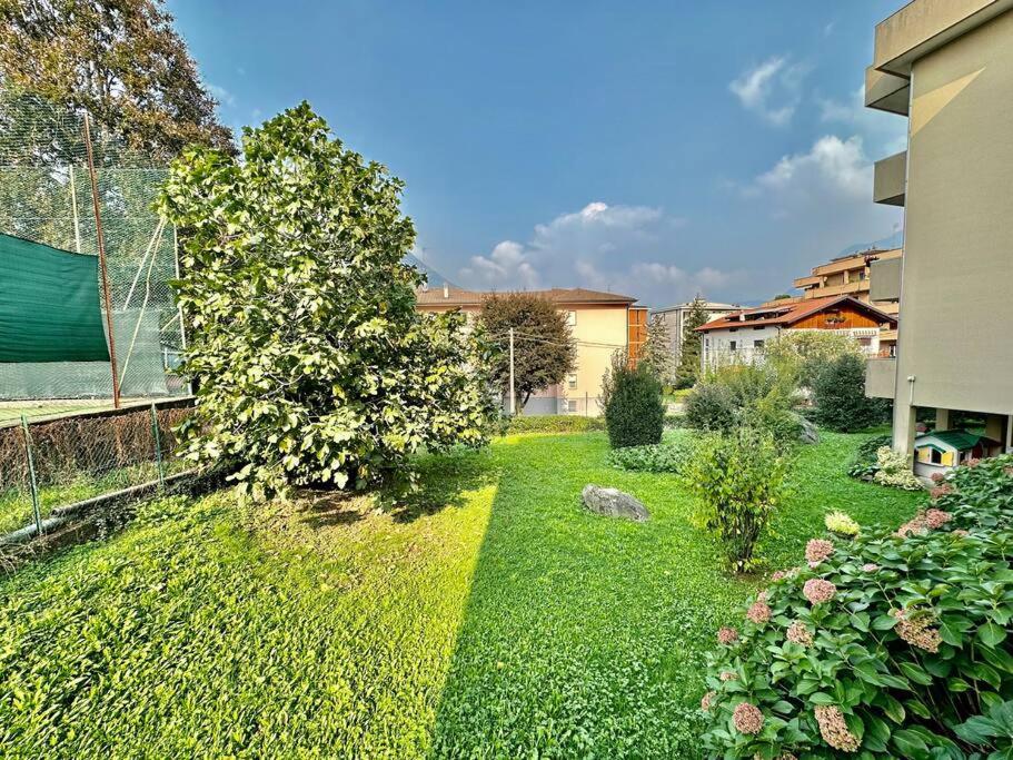Low Cost Holiday An Business House And Free Park By Revenue House Como Exterior photo